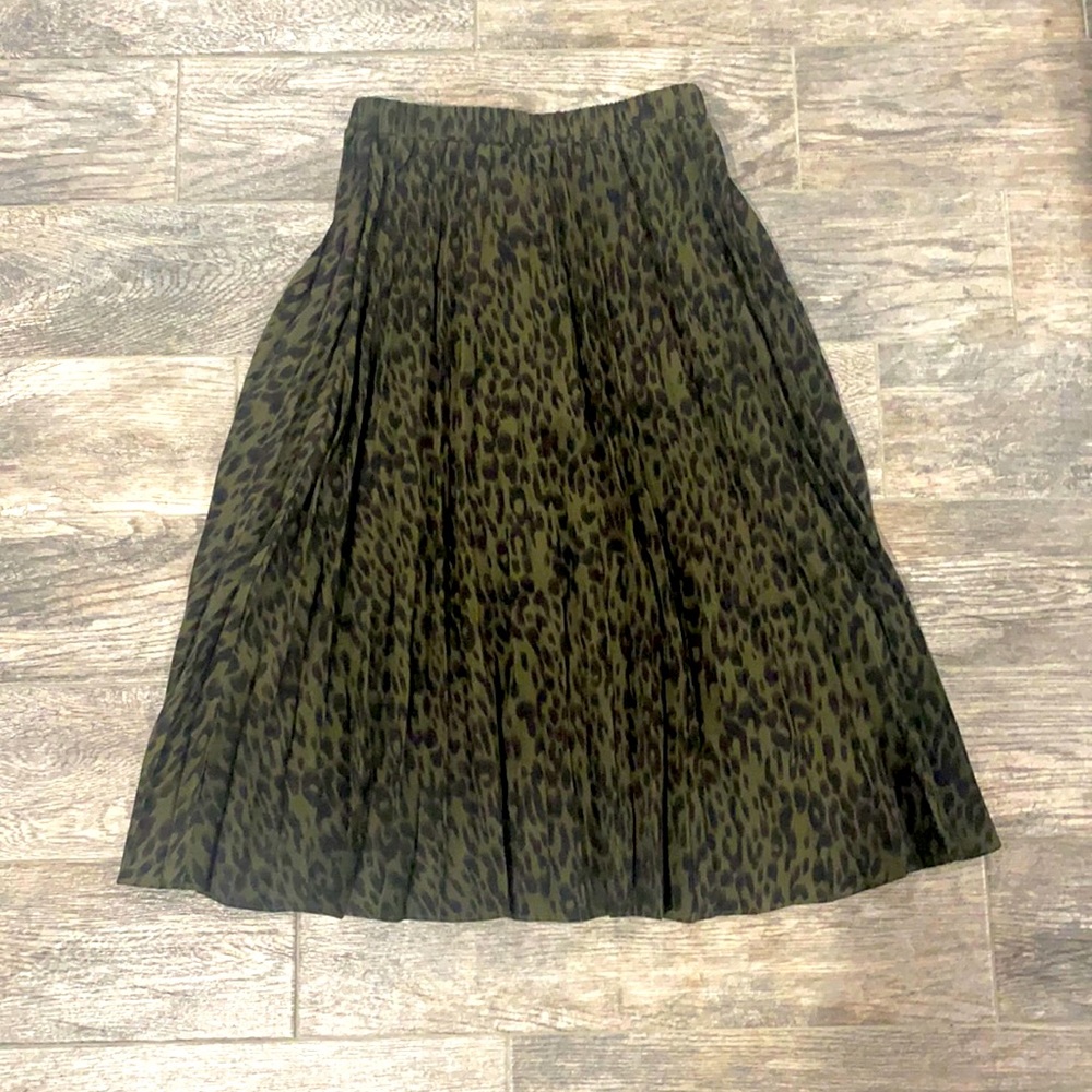 Heyson Leopard Skirt